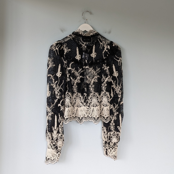 NWT Alexis Boda Embroidered Victorian Lace Puff Sleeve Top - Picture 10 of 10